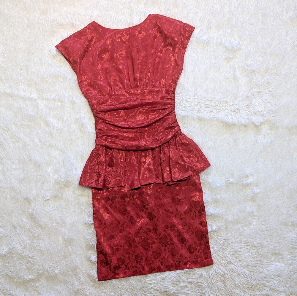 80s Vintage Jodi Schwartz Red Satin Peplum Waist Button Back Mini Dress 3
